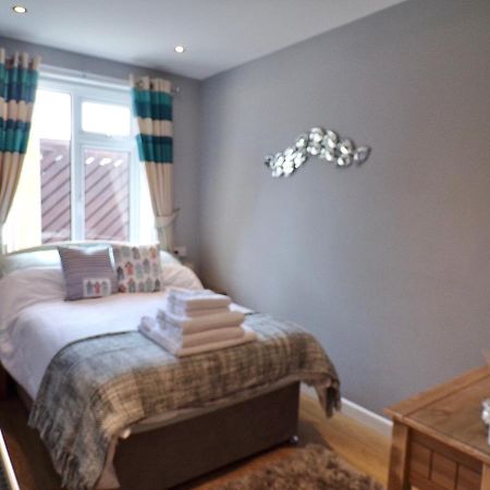 Coast 77 B&B Poole Dış mekan fotoğraf