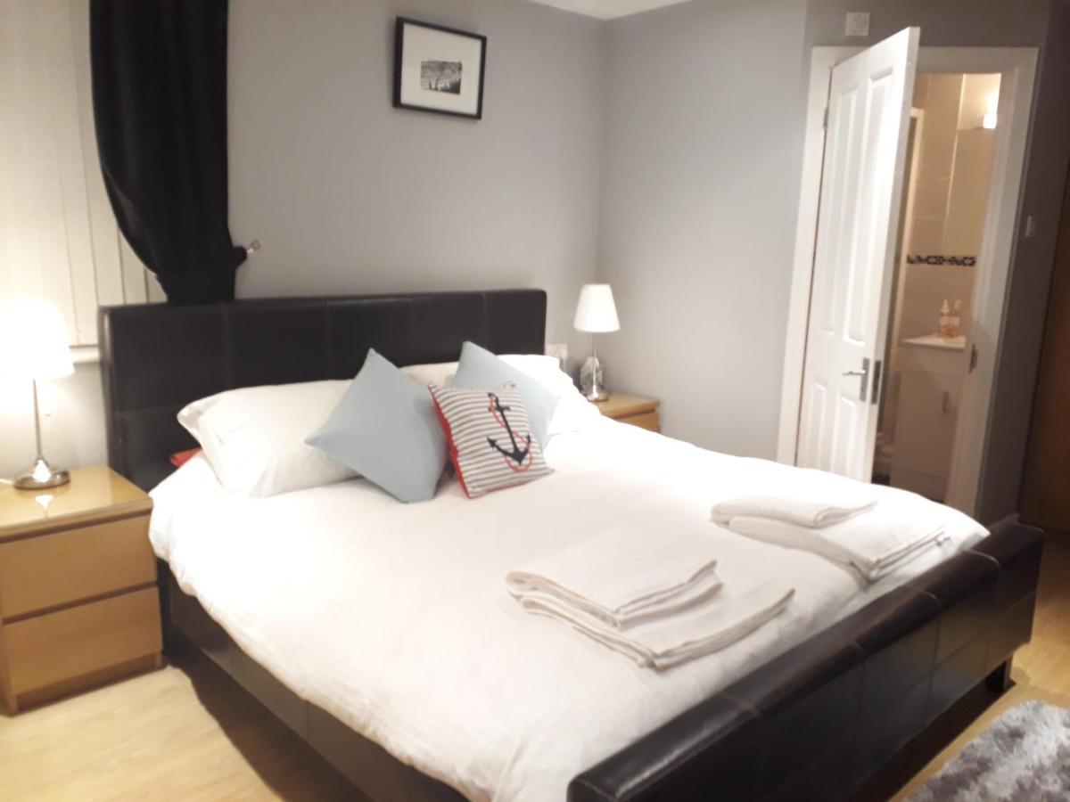 Coast 77 B&B Poole Dış mekan fotoğraf