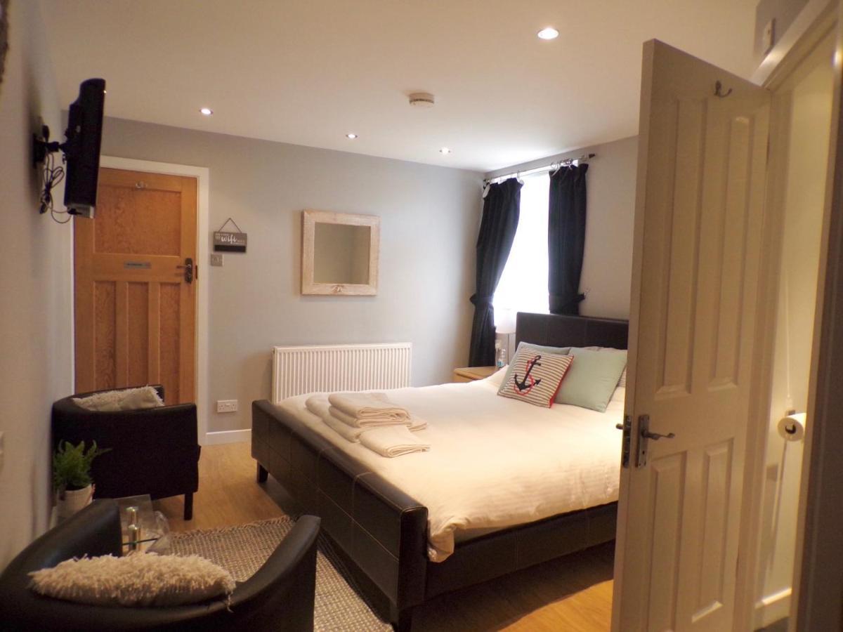 Coast 77 B&B Poole Dış mekan fotoğraf